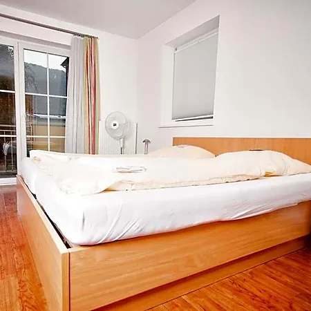 Hostel Yoho - International Youth Σάλτσμπουργκ