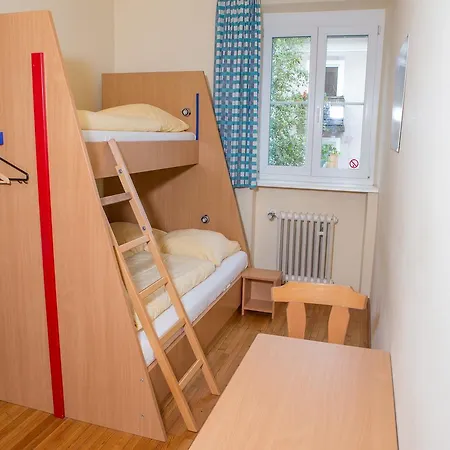 Yoho - International Youth Hostel