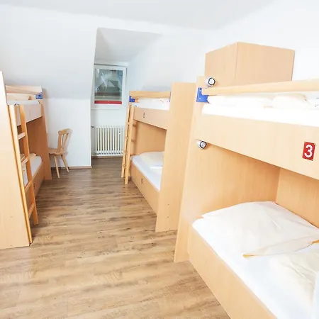 Hostel Yoho - International Youth Σάλτσμπουργκ