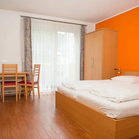 Yoho - International Youth Hostel *